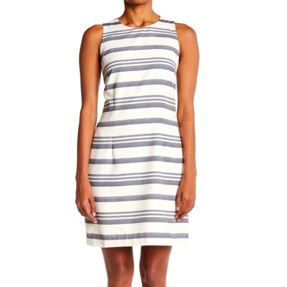 Cupcakes & Cashmere Gray & Cream Striped Decker Mini Shift Dress Size 6